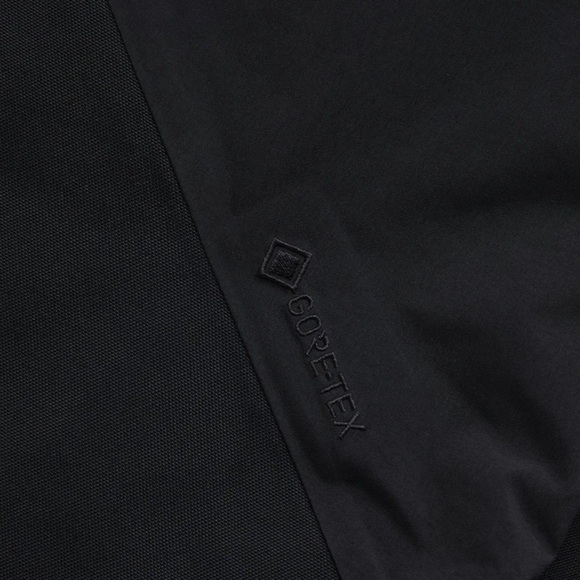 Peak Performance Goretex ski pants - Picture 2 of 7